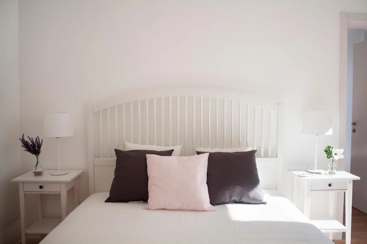 The Marvila - Modern 3 Bedroom Apartment In Trendy New Лиссабон